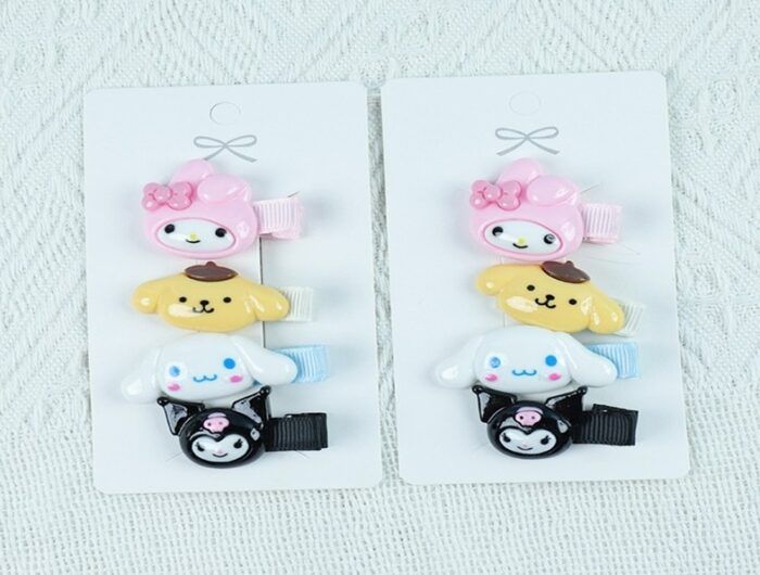 Card-mounted four Sanrio accessory duck clips - Tradedubai.ae Wholesale B2B Market