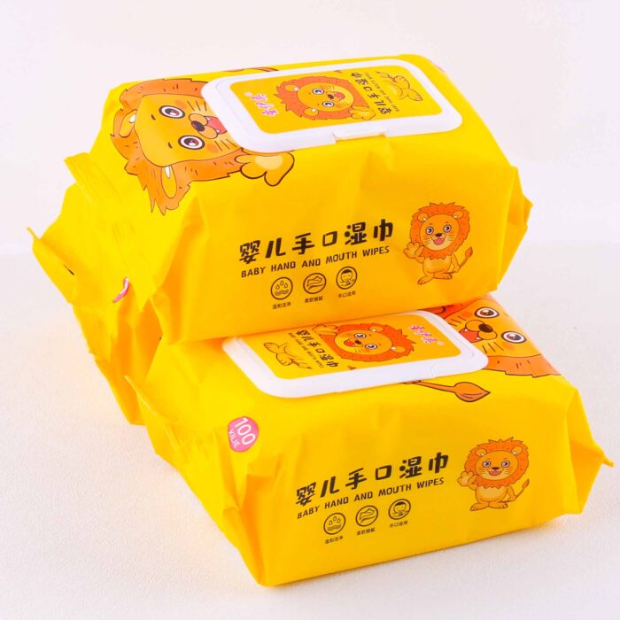 Saint Io 0593 Little Lion Wet Wipes 100 pieces Wholesale Dubai UAE - Tradedubai.ae Wholesale B2B Market