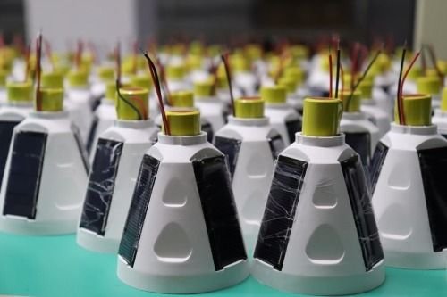 Solar emergency bulb 7W 12W single battery Wholesale Dubai UAE - Tradedubai.ae Wholesale B2B Market