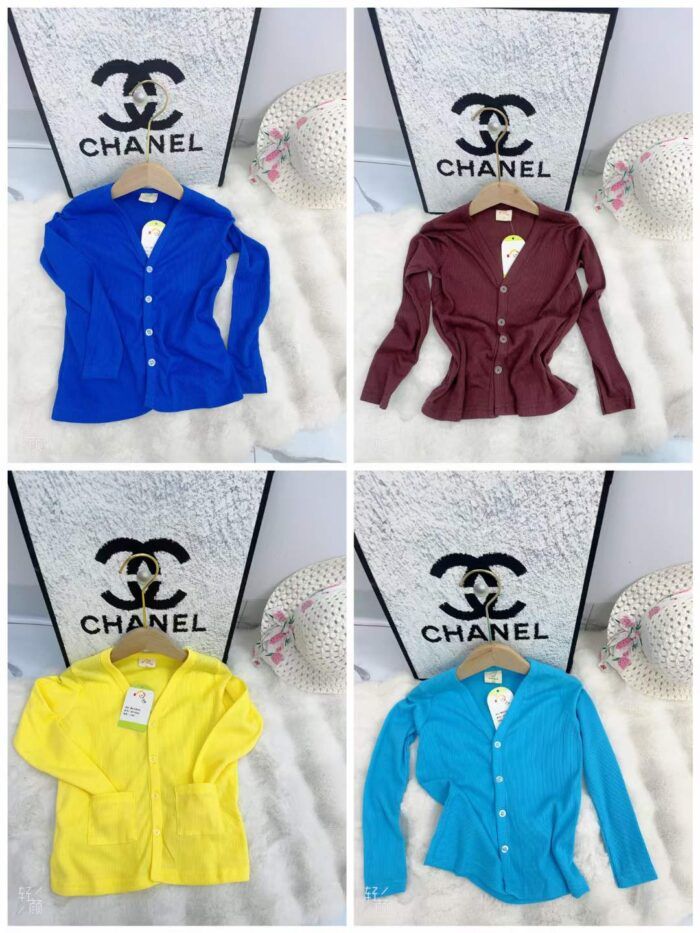 Childrens cardigans of the brand Green Snail off the shelves in shopping malls can be worn in spring and summer3