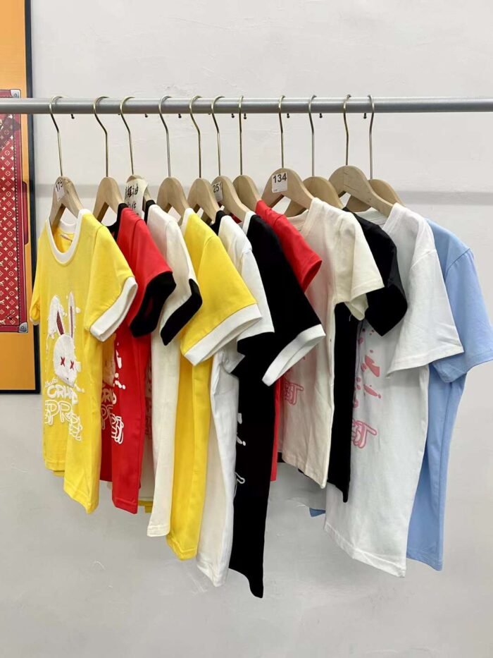 Factory Wholesale Ready Made Garments Stock Clearance-Childrens sweatshirt - Tradedubai.ae Wholesale B2B Market