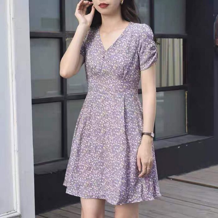 Factory Wholesale Ready Made Garments Stock Clearance-New summer floral dress for women sweet forest style V-neck floral dress for women 1 - Tradedubai.ae Wholesale B2B Market