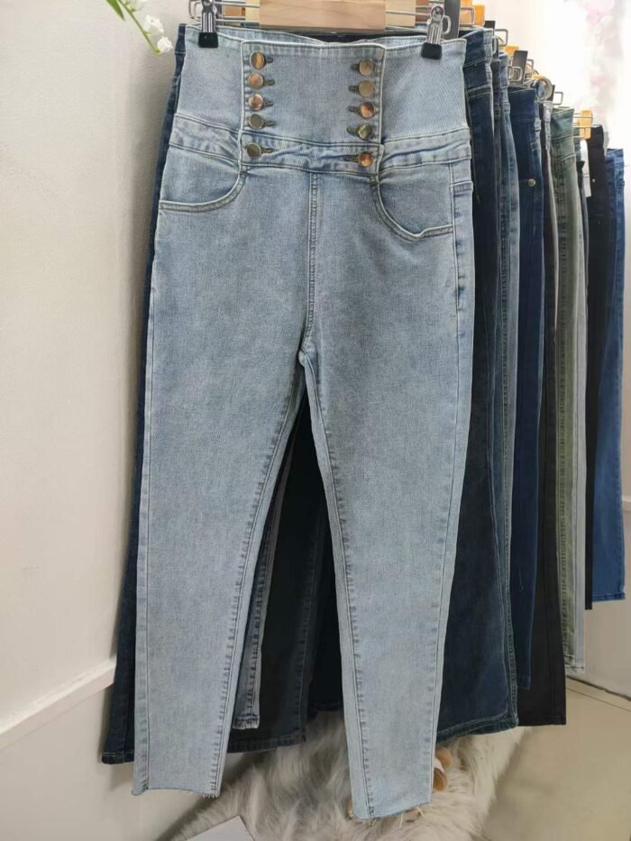 Factory Wholesale Ready Made Garments Stock Clearance-Womens miscellaneous jeans - Tradedubai.ae Wholesale B2B Market