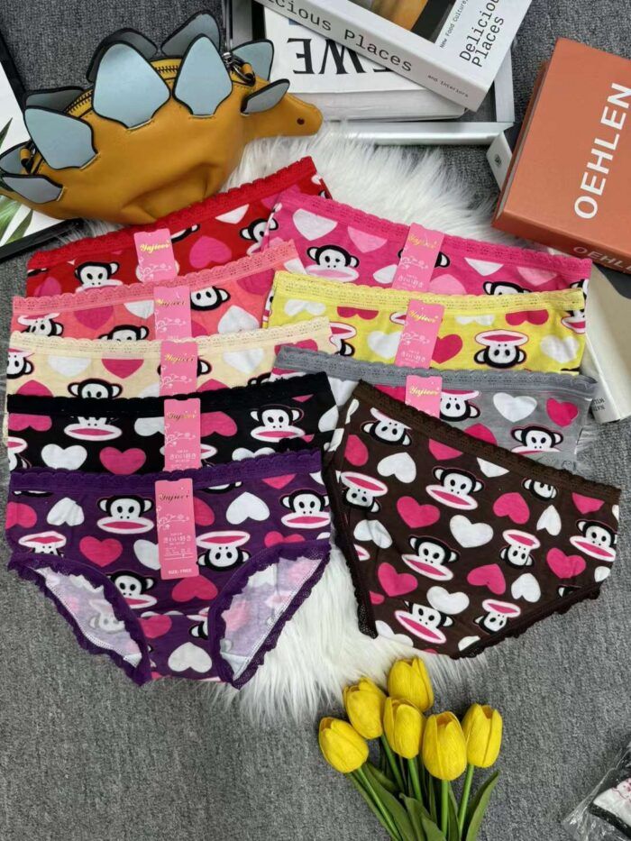 Factory Wholesale Ready Made Garments Stock Clearance-miscellaneous cotton underwear for toddlers and students with cute cartoon patterns 8