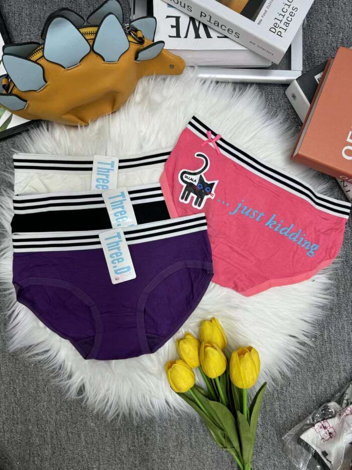 Factory Wholesale Ready Made Garments Stock Clearance-miscellaneous cotton underwear for toddlers and students with cute cartoon patterns 8