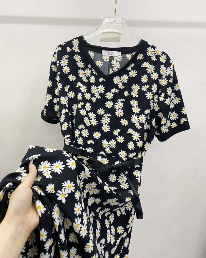 Floral tie waist elegant dress - Tradedubai.ae Wholesale B2B Market