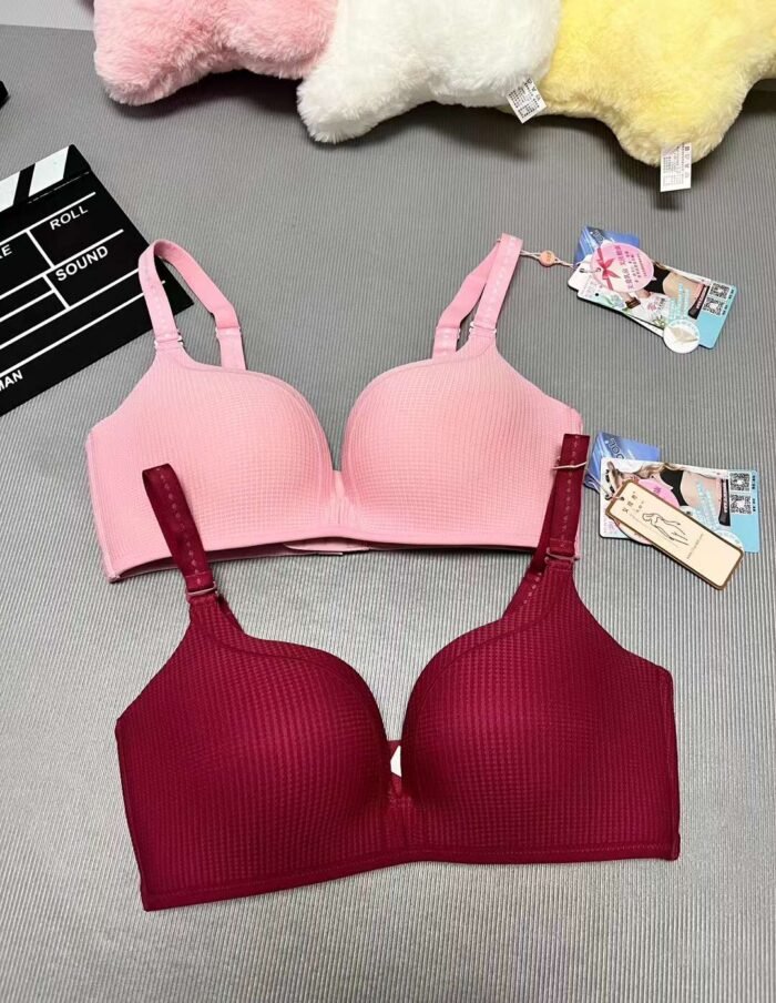 Fully crafted wire-free U-shaped one-piece breathable push-up bra for women - Tradedubai.ae Wholesale B2B Market