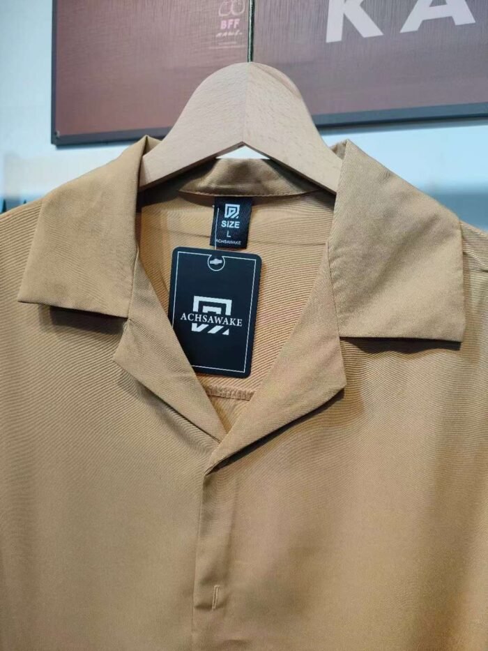 High-end and mature mens handsome loose-fitting large short-sleeved shirt - Tradedubai.ae Wholesale B2B Market
