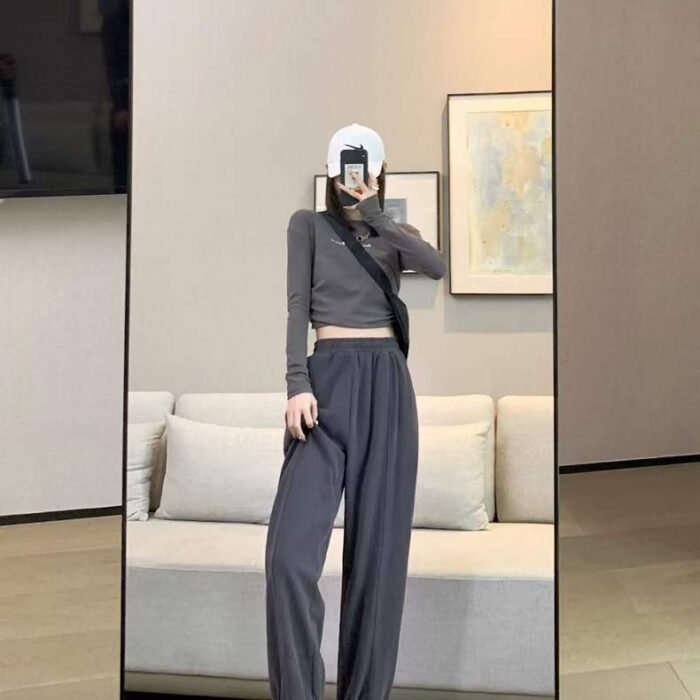 High-quality cotton plus velvet and thickened leggings sweatpants with velvet lining inside5 - Tradedubai.ae Wholesale B2B Market