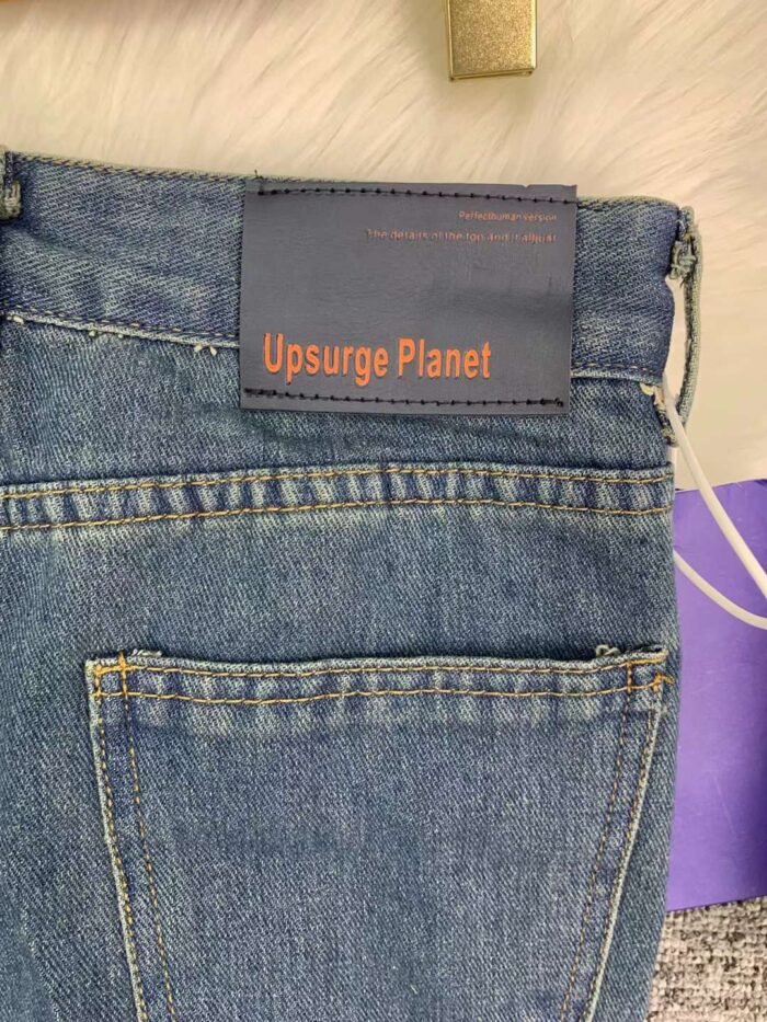 High-waisted wide-leg vintage American style distressed personalized jeans3 - Tradedubai.ae Wholesale B2B Market