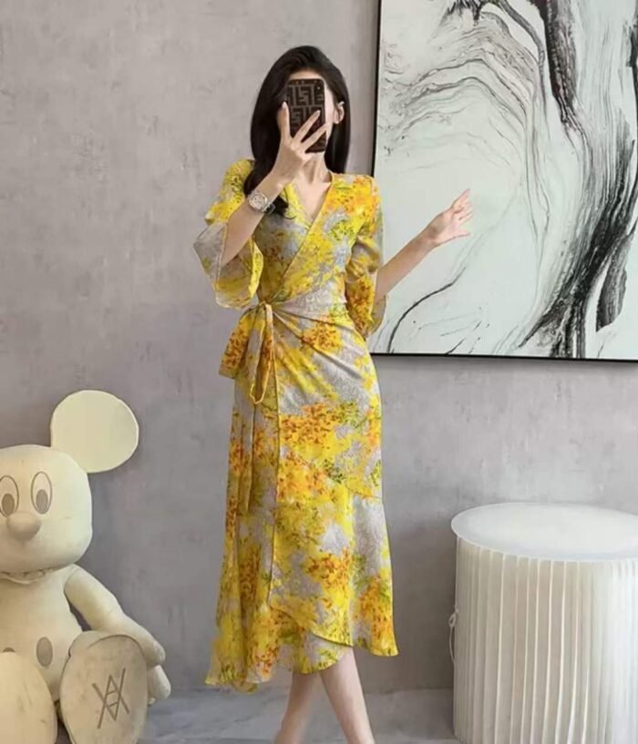 Internet celebritys popular gold jersey chiffon floral French style wrap holiday mid-length skirt for women - Tradedubai.ae Wholesale B2B Market