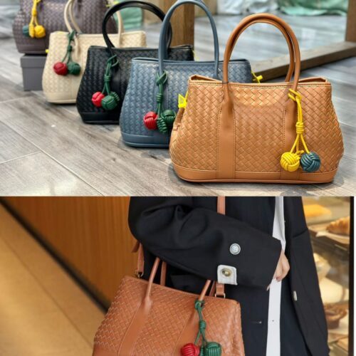 Large Capacity One Shoulder Handheld Crossbody Bucket Bag M0179