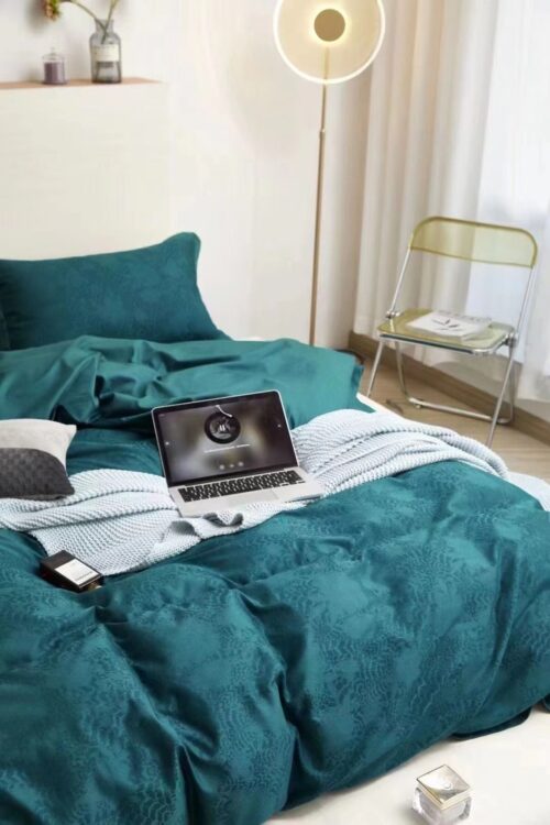 Luxury white embroidered bedding set 100 cotton solid color high quality hotel style duvet cover bedspread bed shams 3 - Tradedubai.ae Wholesale B2B Market Bedding Set - Blanket - Bedsheet - Pillow Cover - Tradedubai.ae Wholesale B2B Market