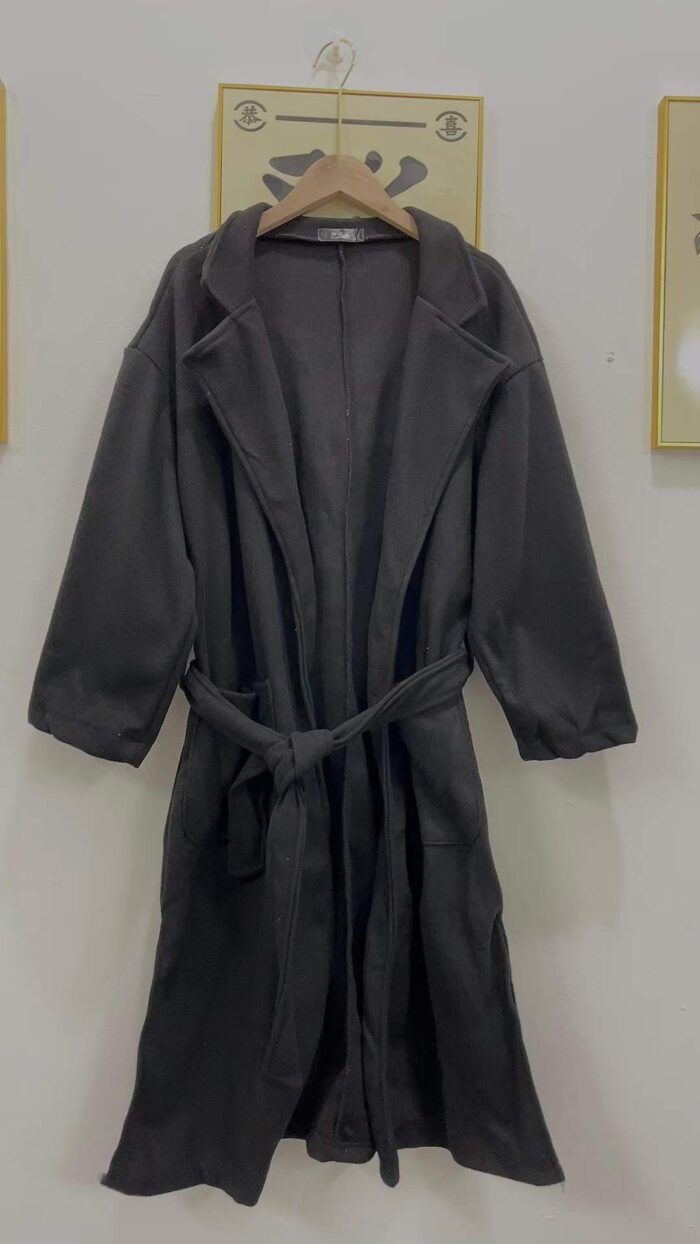 Mens long knee-length woolen coats - Tradedubai.ae Wholesale B2B Market