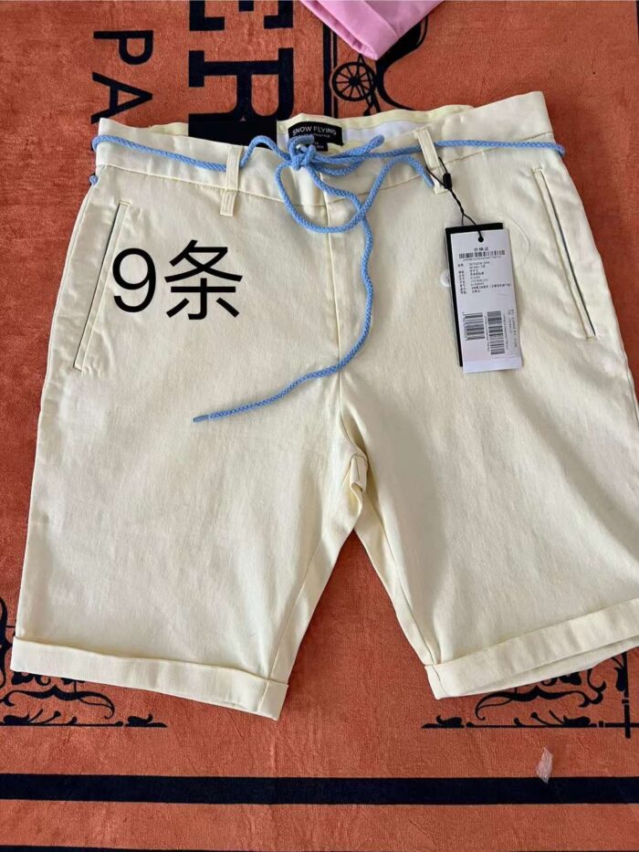 Mens mid-pants the fabric is very stretchy - Tradedubai.ae Wholesale B2B Market