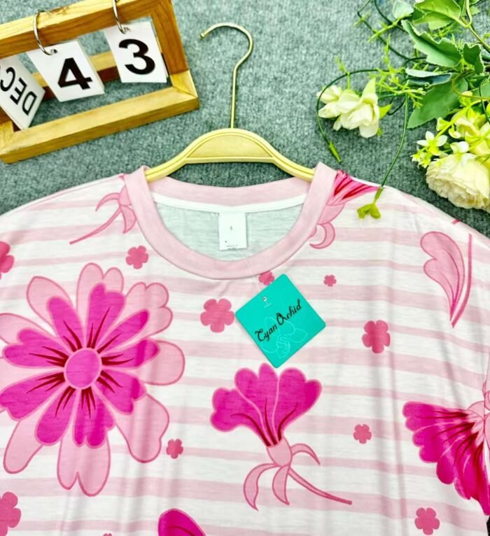 Round neck short-sleeved T-shirts - Tradedubai.ae Wholesale B2B Market