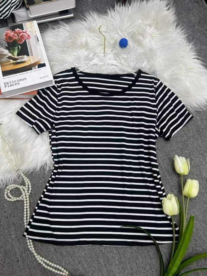 Slim-fitting striped short-sleeved womens T-shirts for beautiful girls4 - Tradedubai.ae Wholesale B2B Market