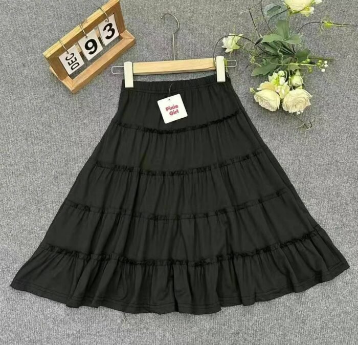 Small solid color cake skirts for medium and large children with comfortable and stretchy fabrics - Tradedubai.ae Wholesale B2B Market