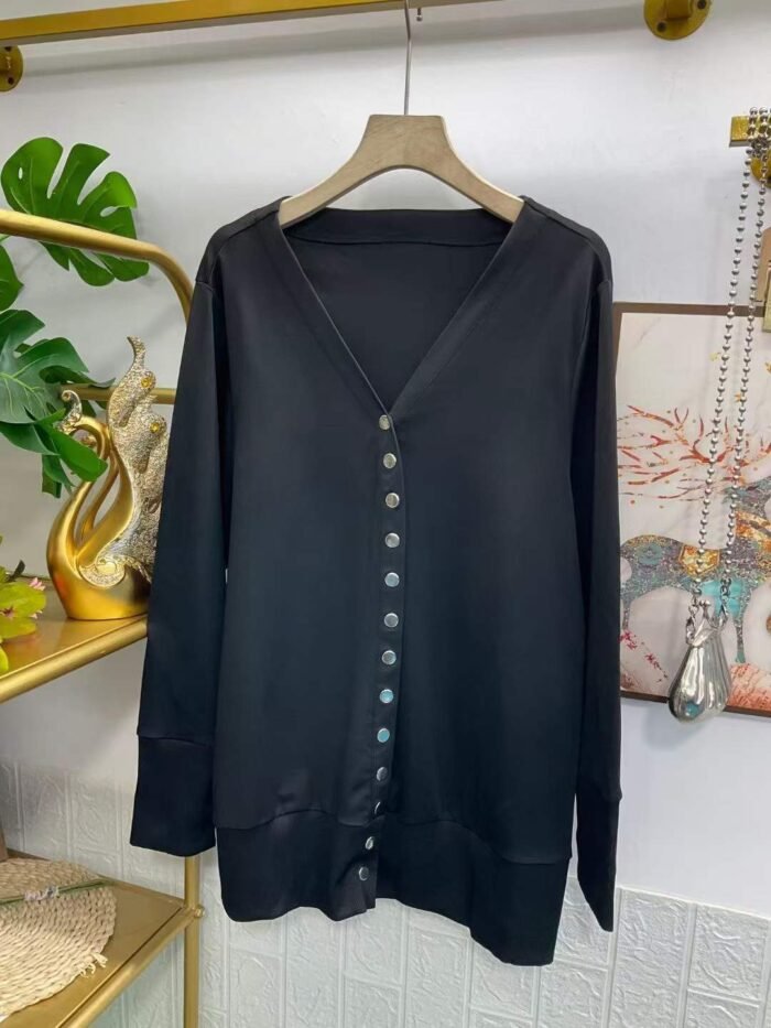 The brands large version of womens cardigan jacket - Tradedubai.ae Wholesale B2B Market