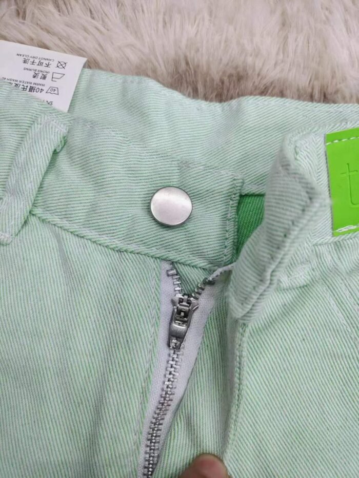 Trendy brand light green 2024 summer new high-waisted petite loose thin wide-leg hot pants3 - Tradedubai.ae Wholesale B2B Market