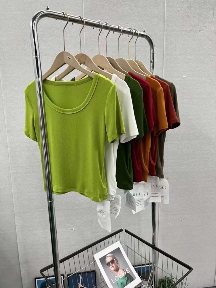 U-neck short-sleeved T-shirt for women 1 - Tradedubai.ae Wholesale B2B Market
