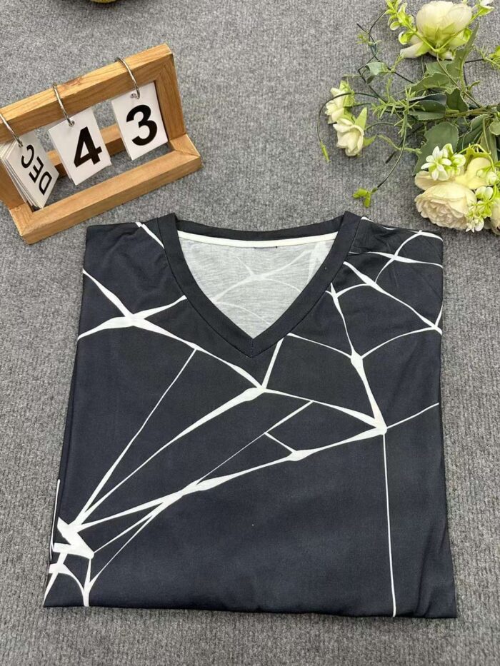 V-neck printed short-sleeved T-shirts 7 - Tradedubai.ae Wholesale B2B Market