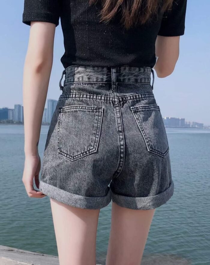 Womens high-waisted high-end new style slimming loose A-line hemmed thin washed cotton denim shorts - Tradedubai.ae Wholesale B2B Market