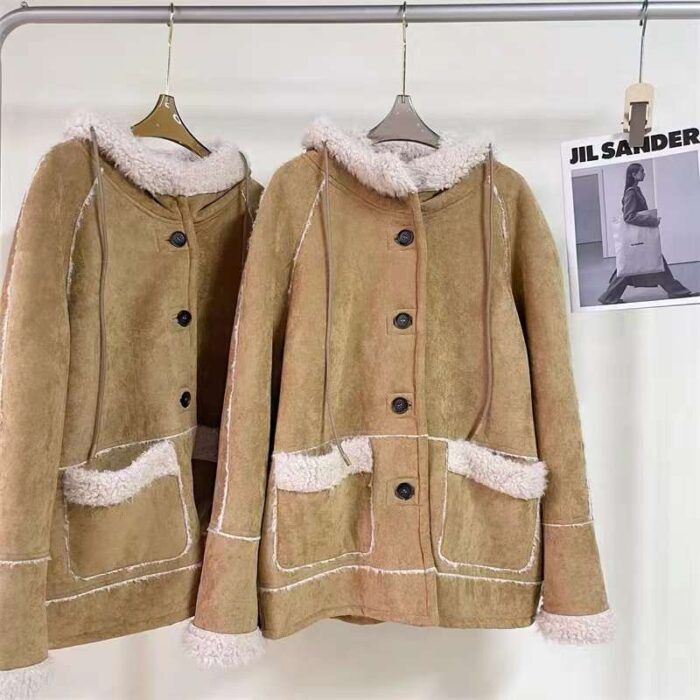 fur all-in-one womens jackets - Tradedubai.ae Wholesale B2B Market