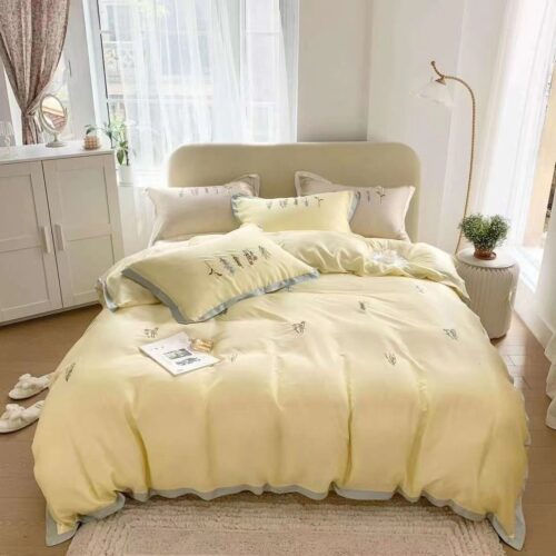 Bedding Set - Blanket - Bedsheet - Pillow Cover - Tradedubai.ae Wholesale B2B Market