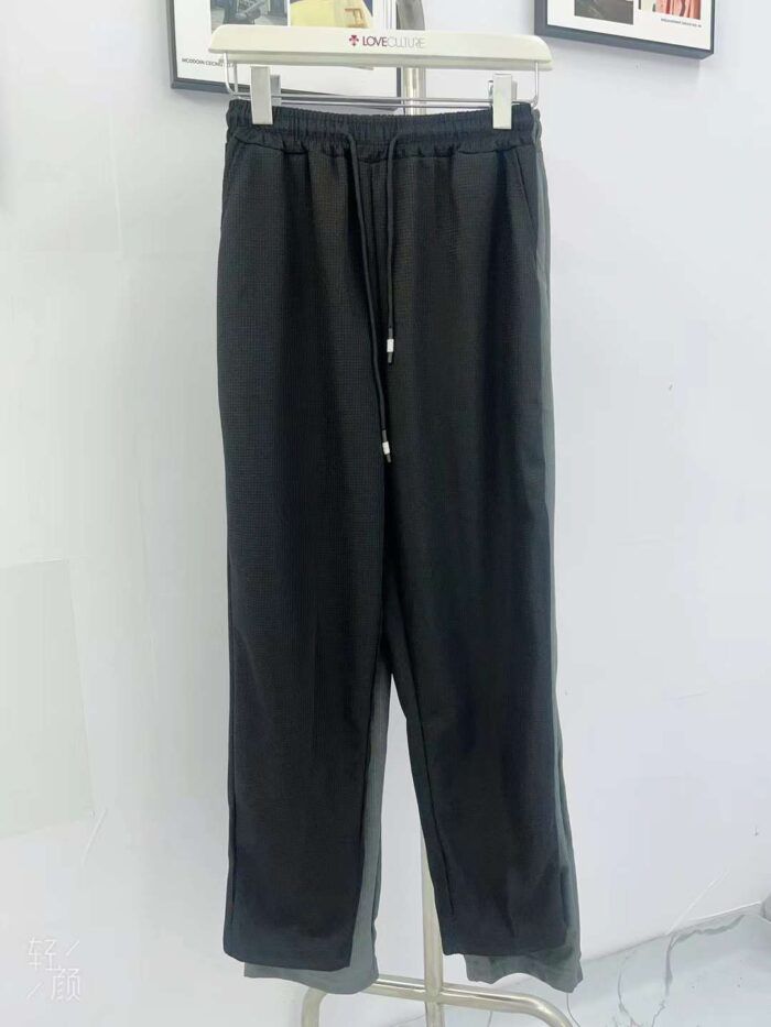 trousers for men and women - Tradedubai.ae Wholesale B2B Market