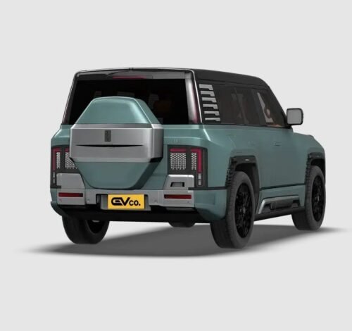 BYD YANGWANG U8 Electric Car is the Premium Edition driven by the revolutionary e⁴ Platform and the DiSus-P technologies.