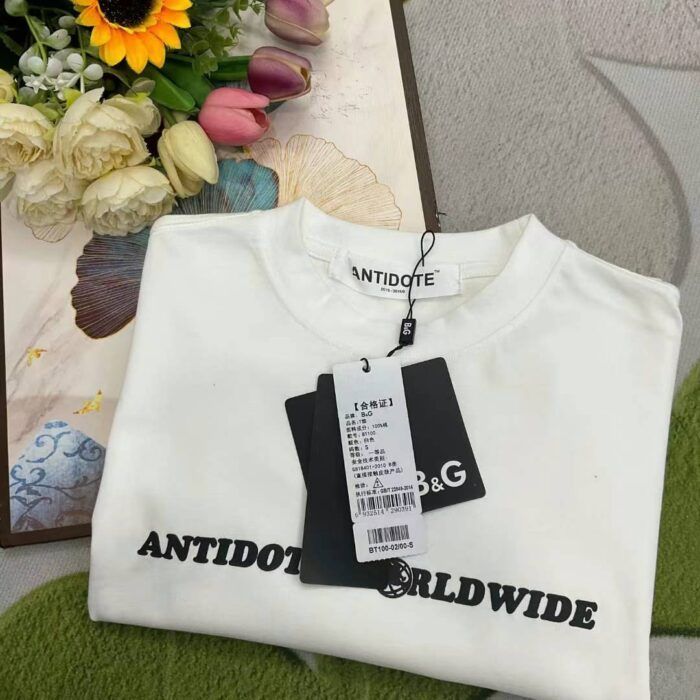 Brand mens large version of pure cotton dropped shoulder T-shirt - Tradedubai.ae Wholesale B2B Market