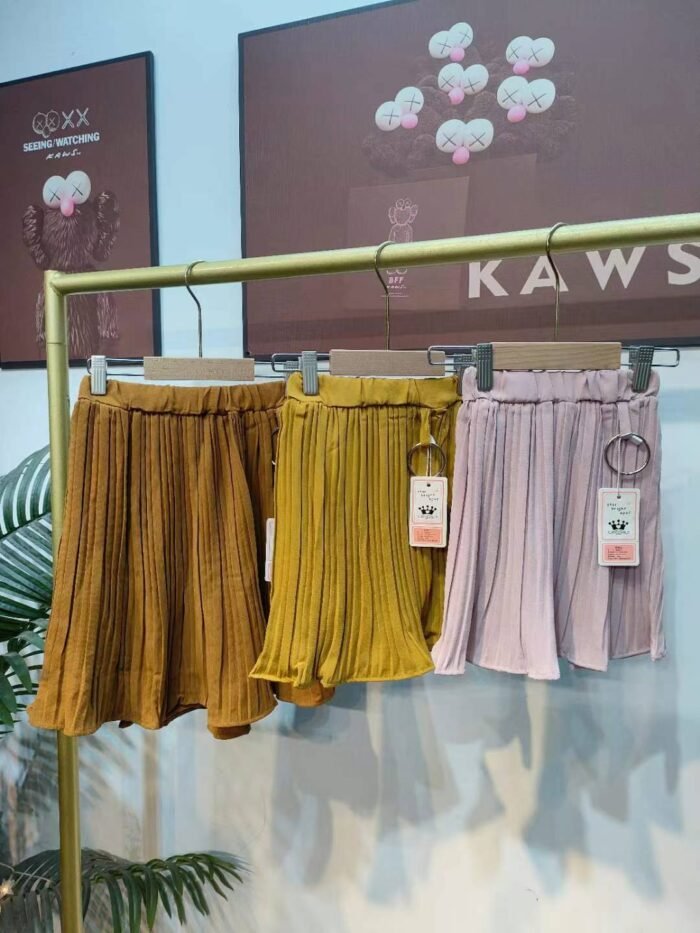 Branded girls elastic waist pleated skirts - Tradedubai.ae Wholesale B2B Market