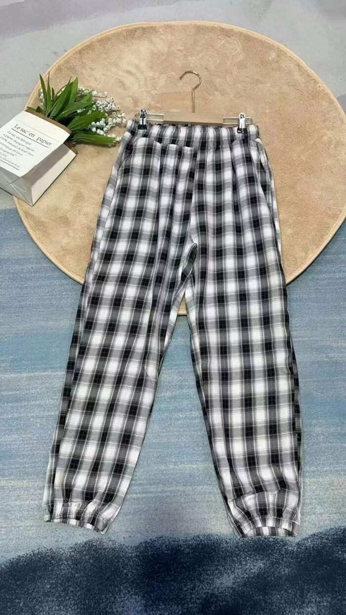 Branded womens leggings casual pants - Tradedubai.ae Wholesale B2B Market