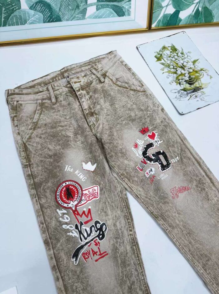 Couple Style Graffiti Micro-Stretch Jeans - Tradedubai.ae Wholesale B2B Market