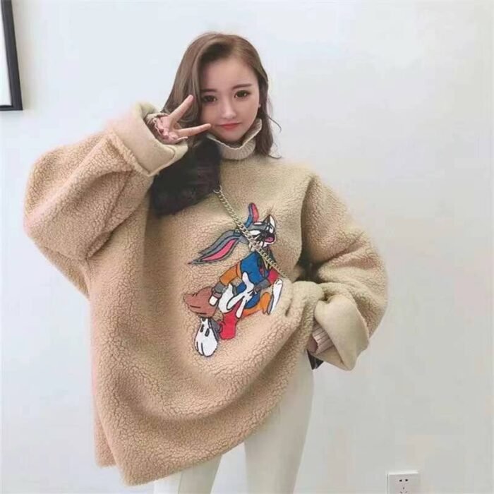Sheep wool sweatshirt - Tradedubai.ae Wholesale B2B Market