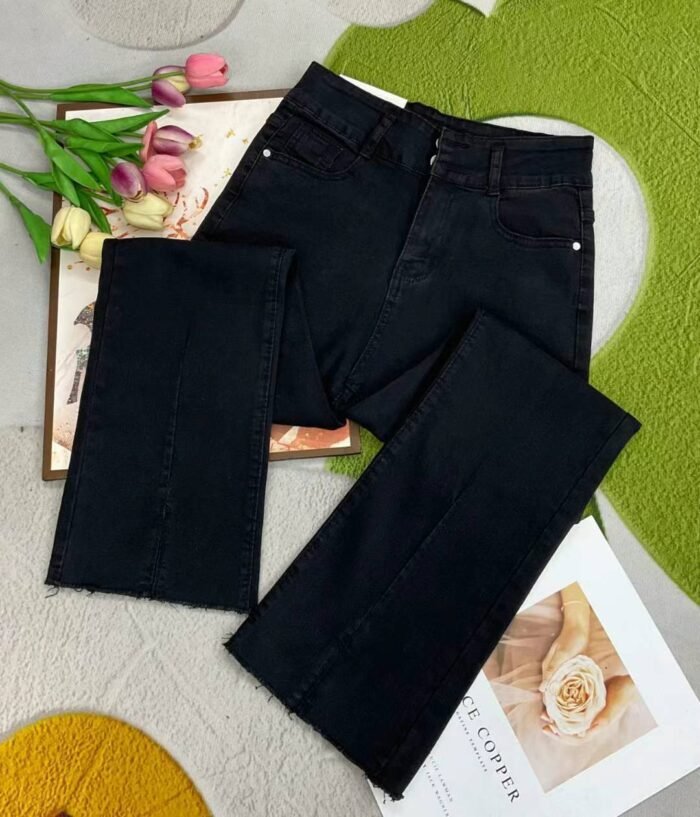 Stretch womens slit washed cotton denim cigarette pants - Tradedubai.ae Wholesale B2B Market