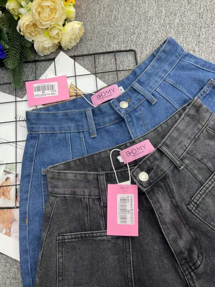 Womens workwear washed cotton high-waisted straight-leg loose denim shorts - Tradedubai.ae Wholesale B2B Market