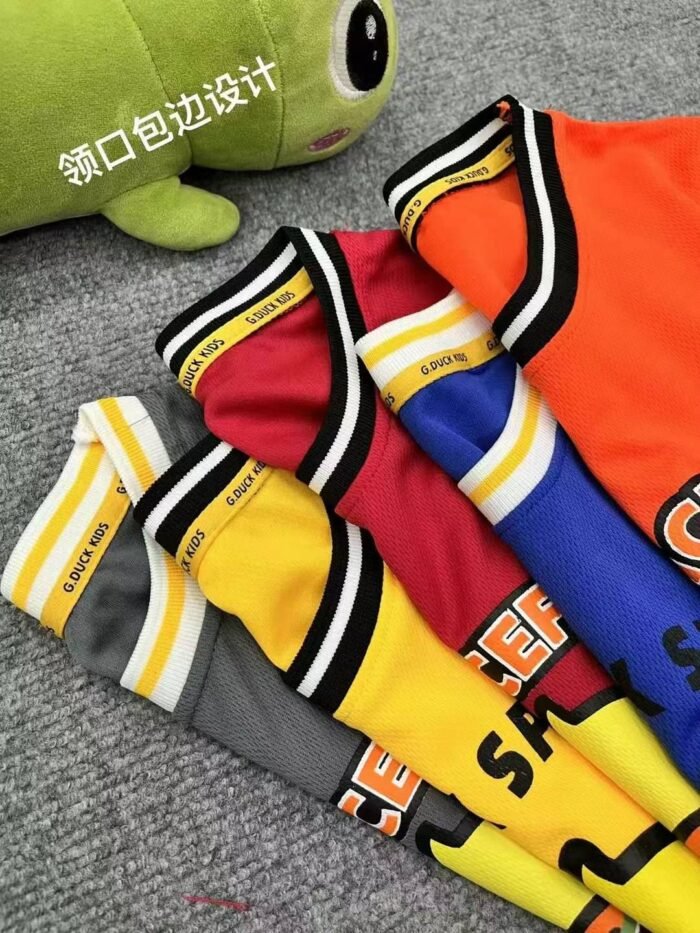 high-quality thin mesh quick-drying cartoon short-sleeved suits for boys and girls were recycled in physical stores - Tradedubai.ae Wholesale B2B Market