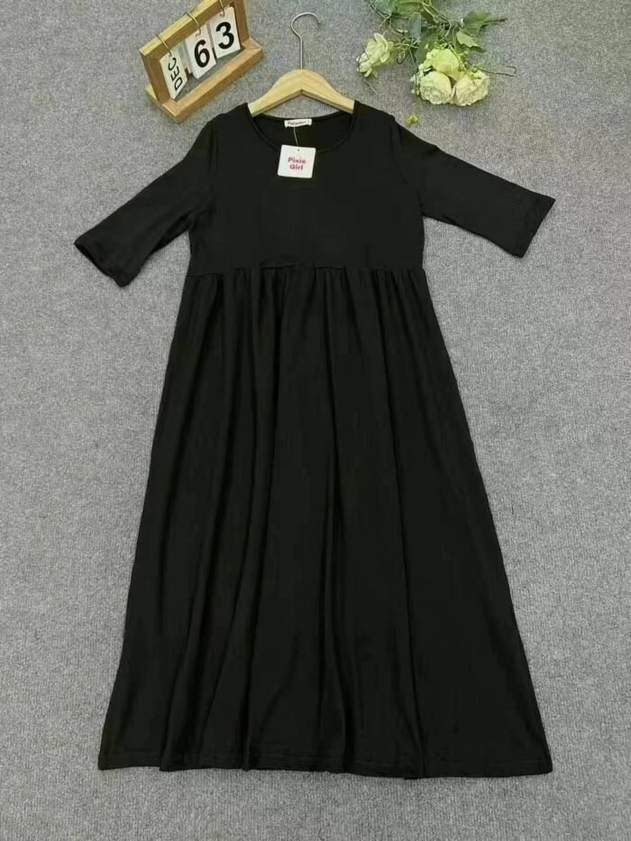 high-waisted round-neck pleated light board casual and simple little black dresses for big children from the loss-making warehouse - Tradedubai.ae Wholesale B2B Market