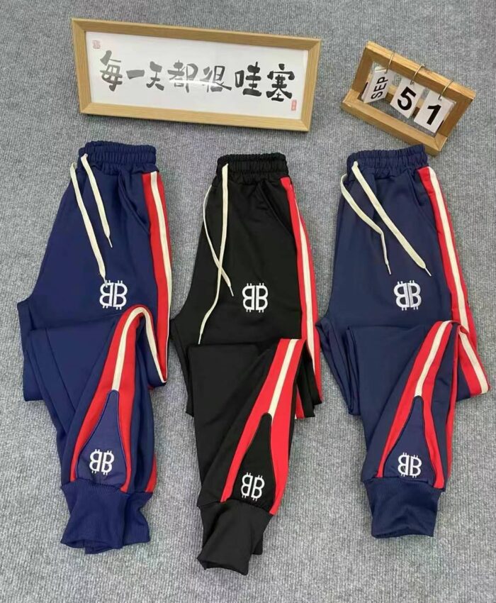 European-made leggings sweatpants - Tradedubai.ae Wholesale B2B Market