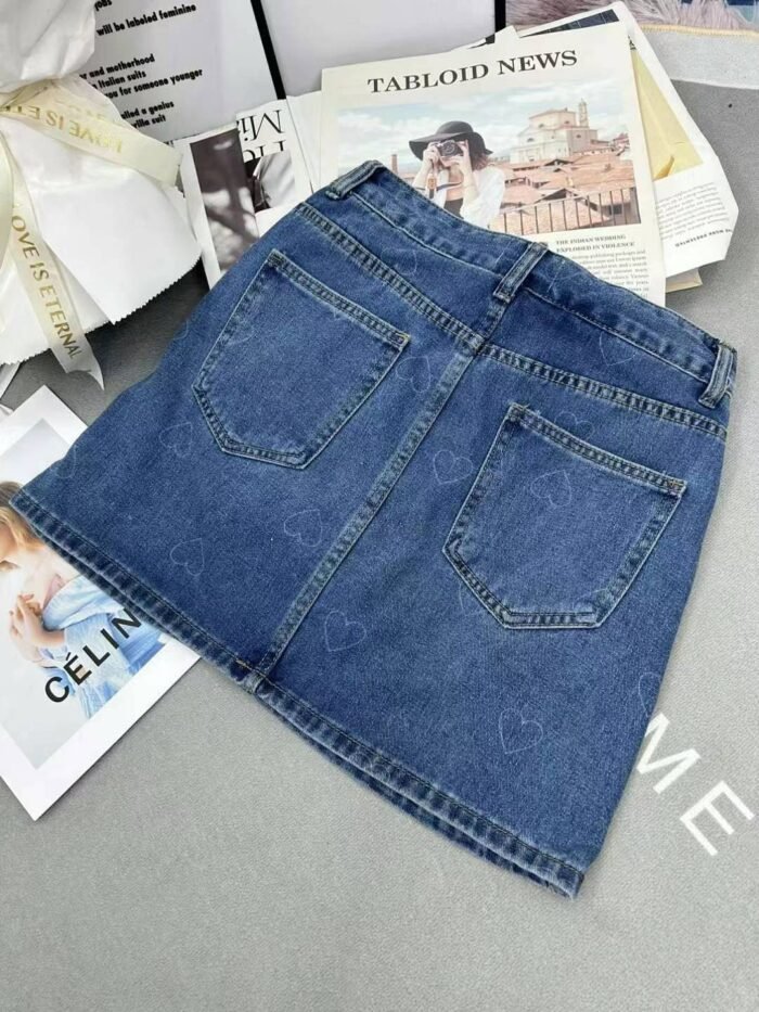 Korean style niche style casual and versatile high-waist slimming love denim skirt - Tradedubai.ae Wholesale B2B Market