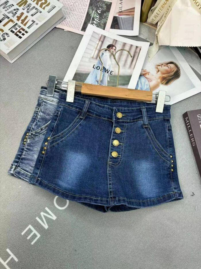 Pretty girls stretch denim skirt pants