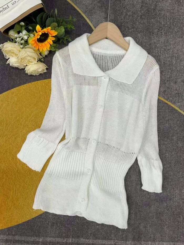 Thin knitted short-sleeved cardigan with niche design and hollow lapels - Tradedubai.ae Wholesale B2B Market