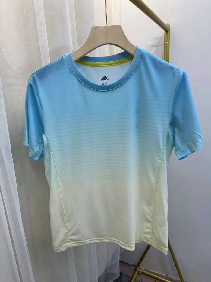 Womens short-sleeved T-shirts - Tradedubai.ae Wholesale B2B Market