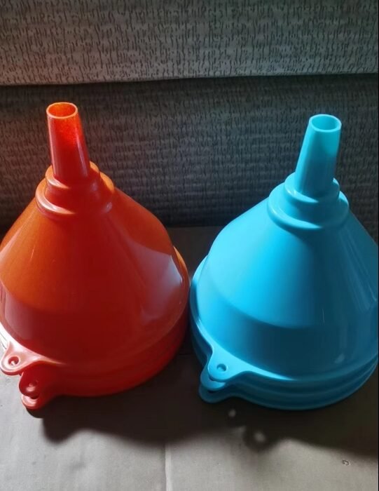 516 Color Multi-Purpose Funnel MOQ:1B0x - Tradedubai.ae Wholesale B2B Market