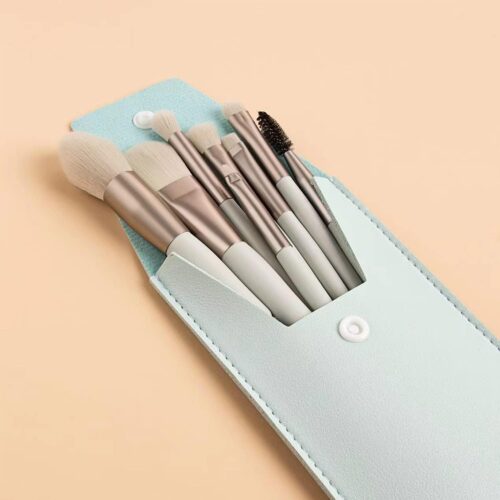 Makeup Brush Set | Complete Beauty Kit with Foundation Brush and 8 Brushes for Professional Makeup Artists -A23J - Tradedubai.ae Wholesale B2B Market 8PCS Professional Travel Size Makeup Brush Set with Bag for Face Foundation Blush Eye Shadow-A23J - Tradedubai.ae Wholesale B2B Market