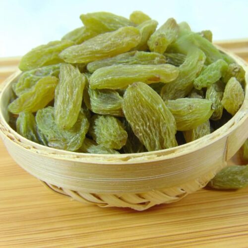 China Wholesale Bulk Packing Xinjiang Turpan Green Raisin Long Type Green Raisin dry fruits 6 - Tradedubai.ae Wholesale B2B Market - Tradedubai.ae Wholesale B2B Market