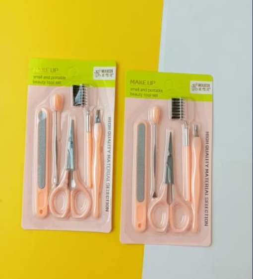 D654 Five-Piece Tool Set MOQ:1B0X - Tradedubai.ae Wholesale B2B Market