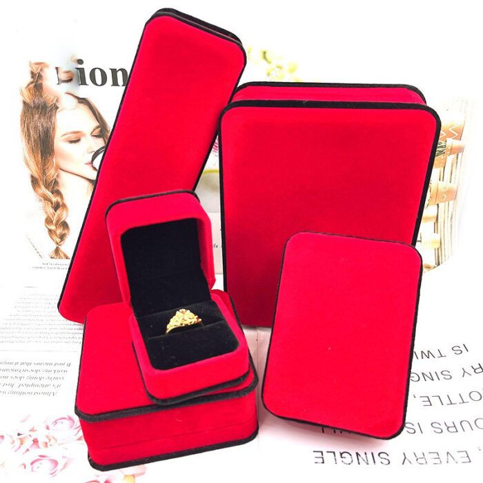 Elegant Red HALFSET Jewelry Box - Tradedubai.ae Wholesale B2B Market